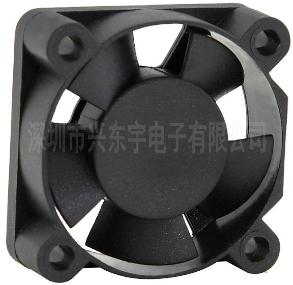 散熱風(fēng)扇使用應(yīng)當(dāng)注意什么？